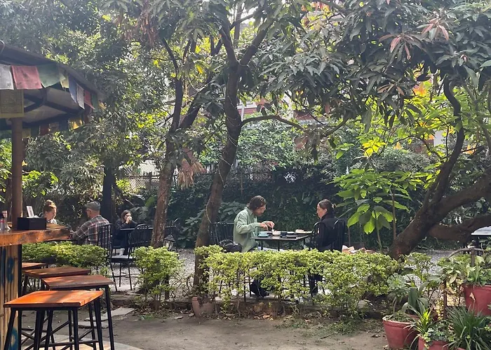 Hotel Lotus Garden