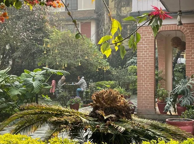 Hotel Lotus Garden